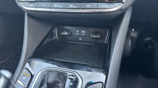 Hyundai IONIQ 1.6 GDi Hybrid Premium 5dr DCT Hybrid Hatchback